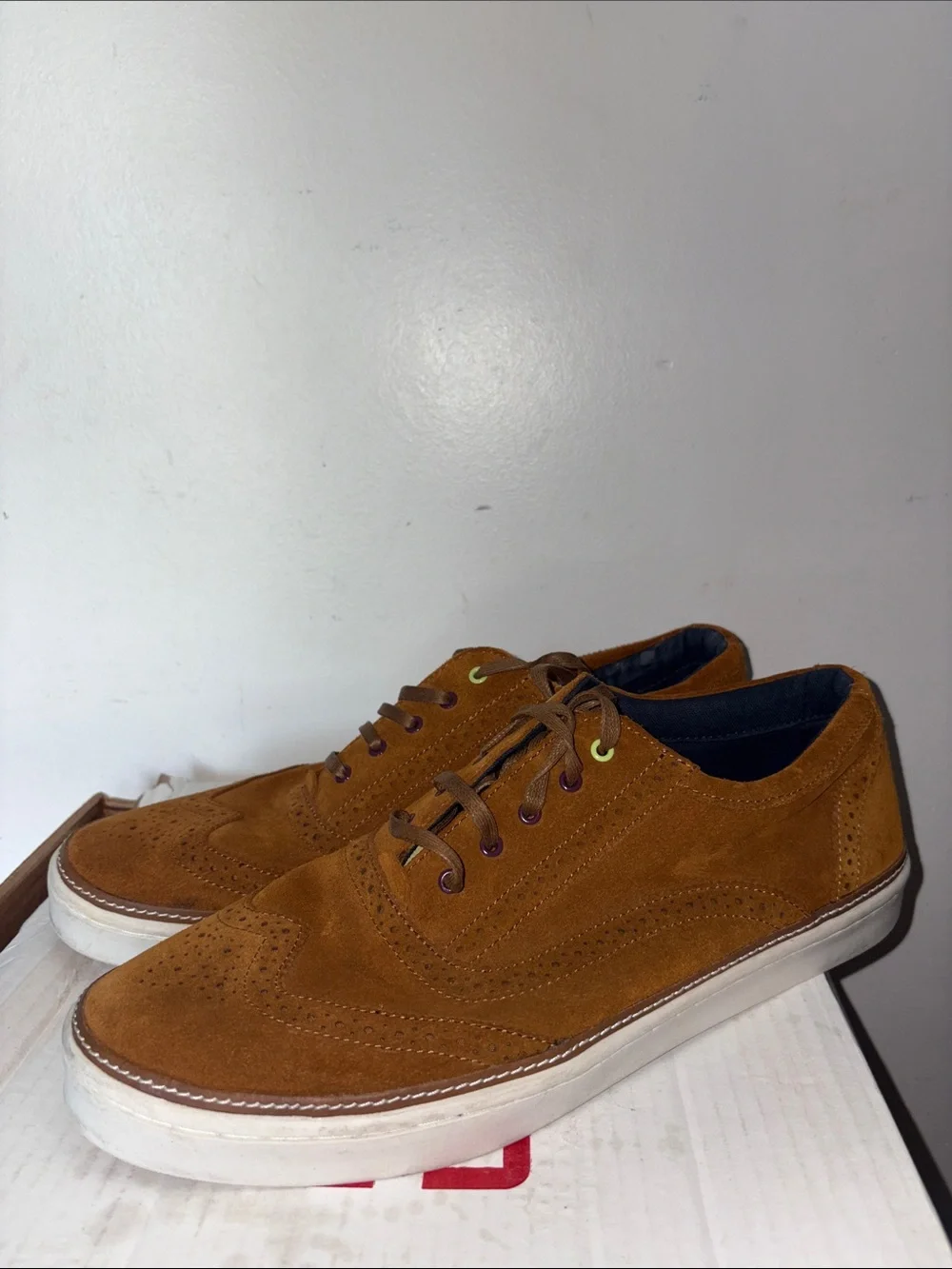 Men's Suede Casual Wingtip Sneakers - Brown